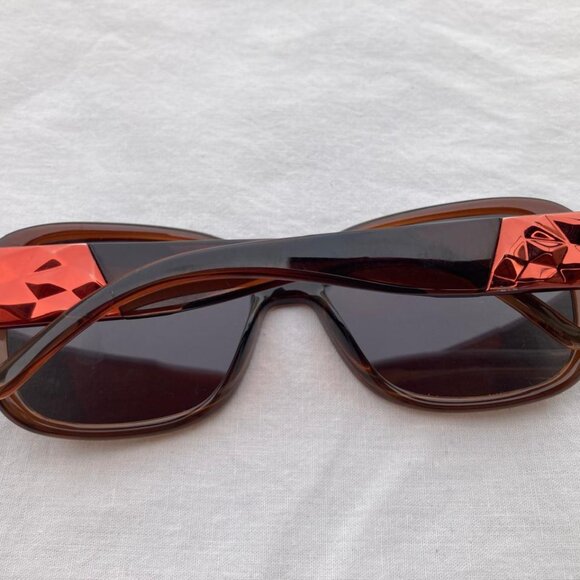 Guess Women Crystal Brown GU6518 Sunglasses Square Eyeglasses  56[]15-130 main image 3
